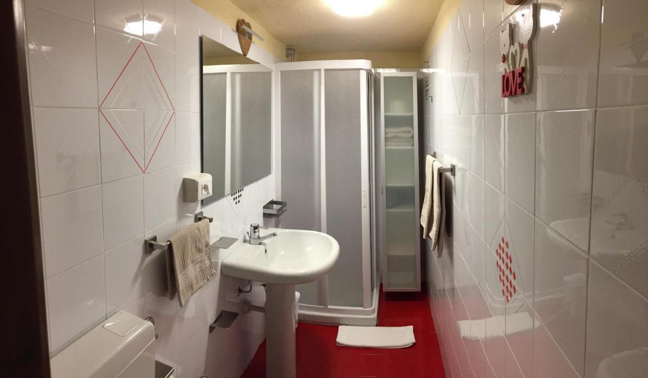 La Maison Du Pont Mont Blanc La Salle Esterno foto